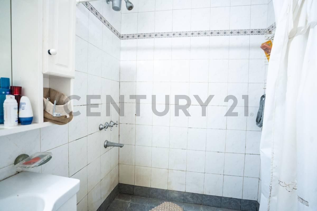 Foto de 36 ENTRE 1 Y 2 PH PLANTA BAJA CON PATIO EN VENTA 2 DORMITORIOS LA PLATA, imagen 4
