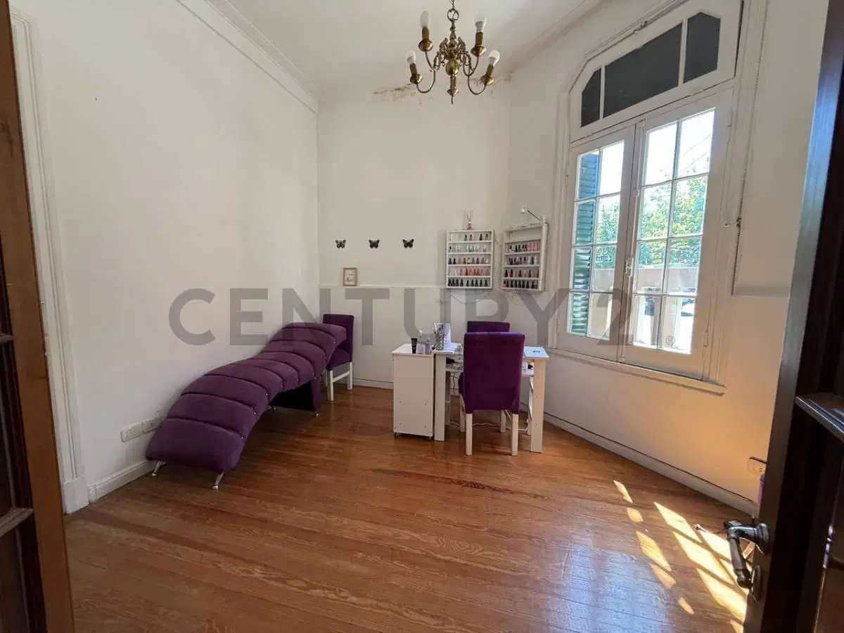 Casa en Venta - 54 esquina 17 - 2 dormitorios con Cochera - USD 160.000 2
