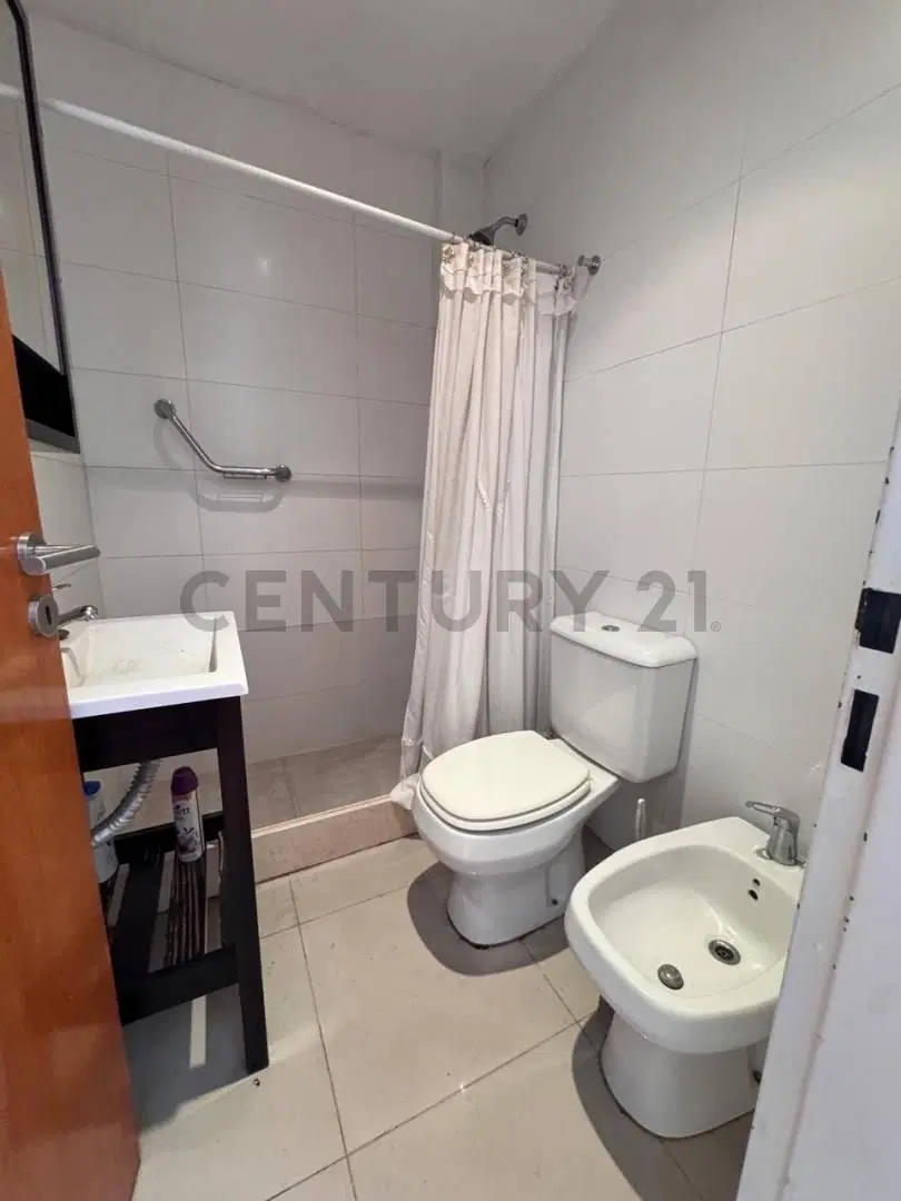 Alquiler Dúplex amoblado - 3 dormitorios y terraza propia - 57 entre 12 y 13 4