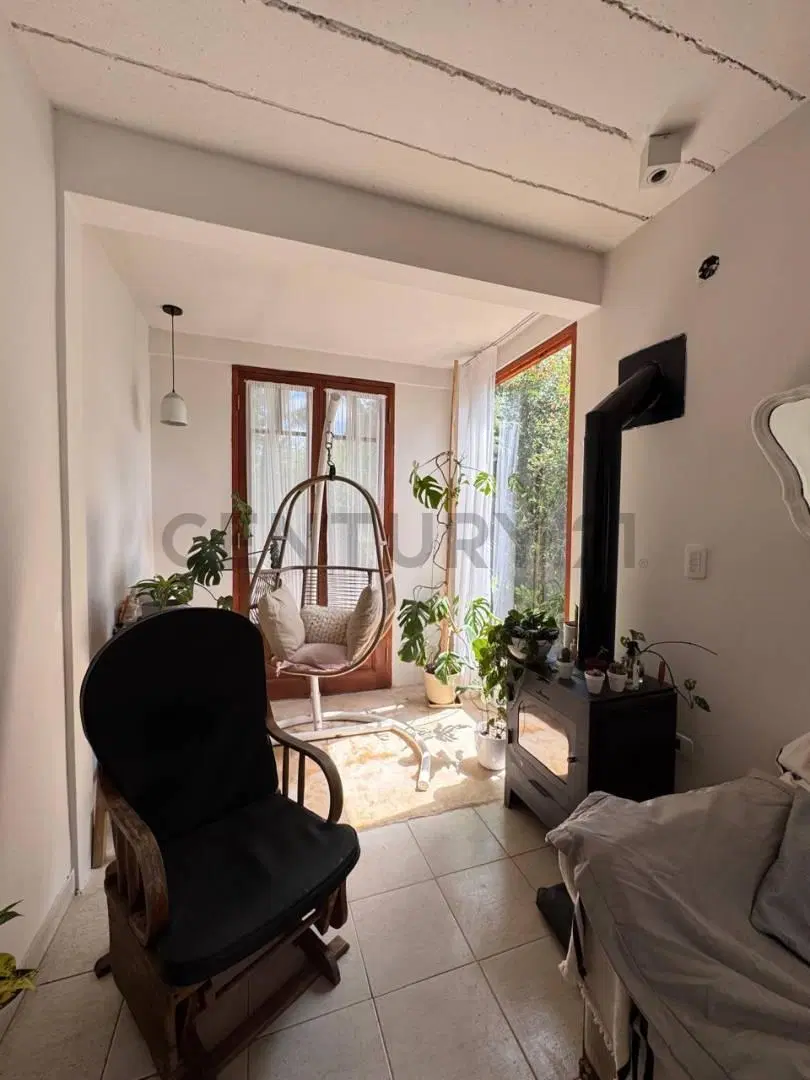 Casa en venta en Sicardi – 635 y 11 Bis | 2 dormitorios y amplio Parque | USD 120.000 2