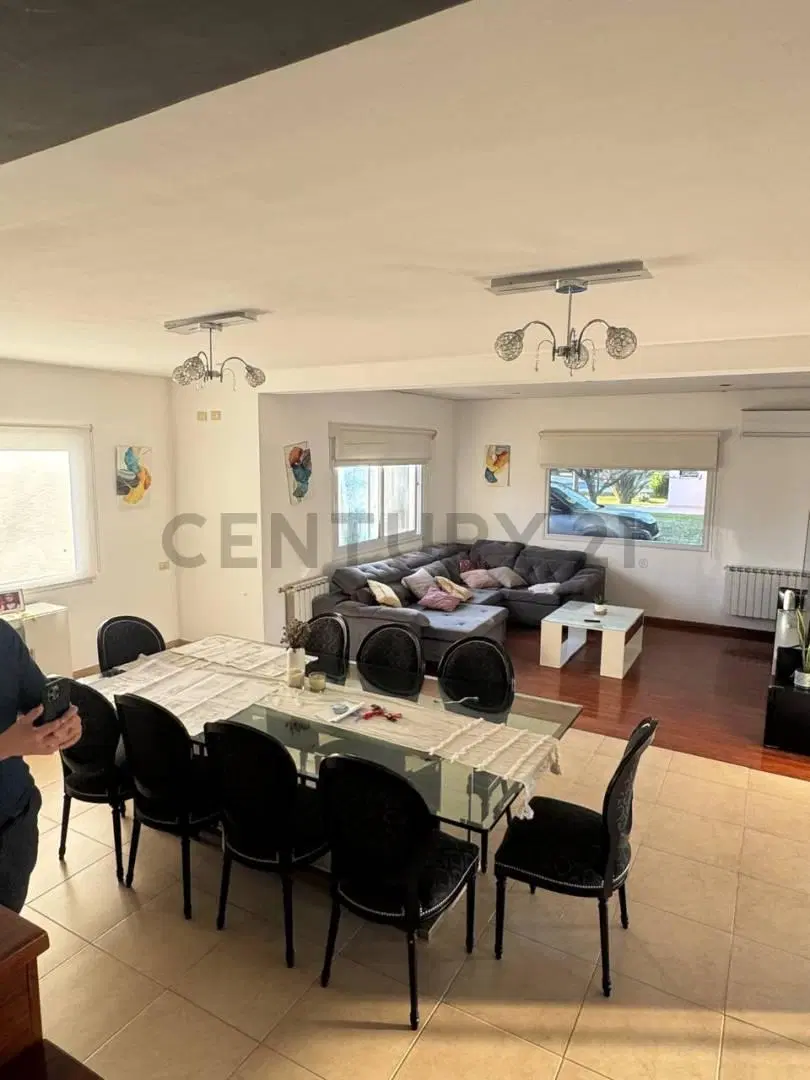 Venta  casa en Club de Campo Los Ceibos 3