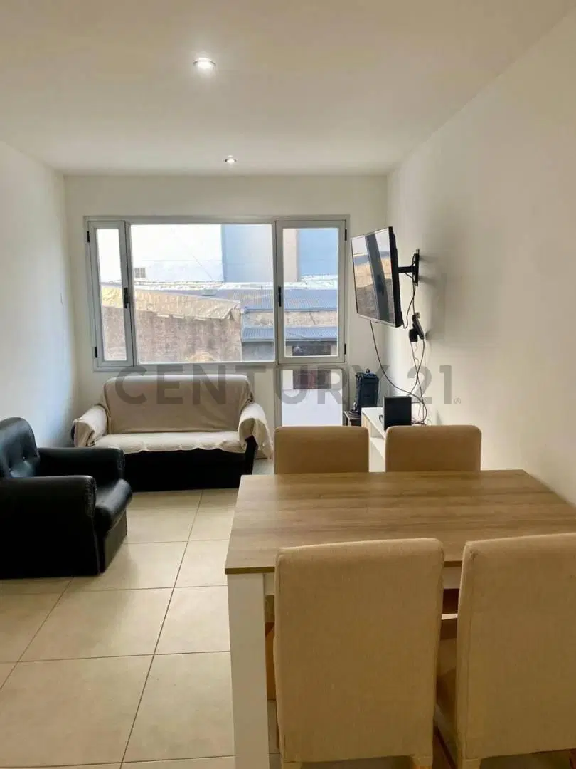 ALQUILER DEPTO - 1 DORMITORIO - CASCO 4