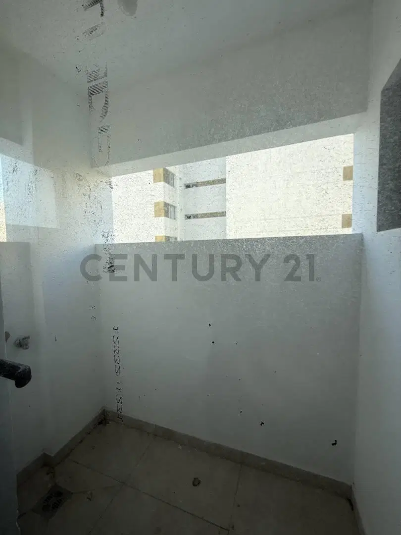 CALLE 3 E/ 61 Y 62 DPTO A ESTRENAR 1 DORMITORIO + COCHERA 2