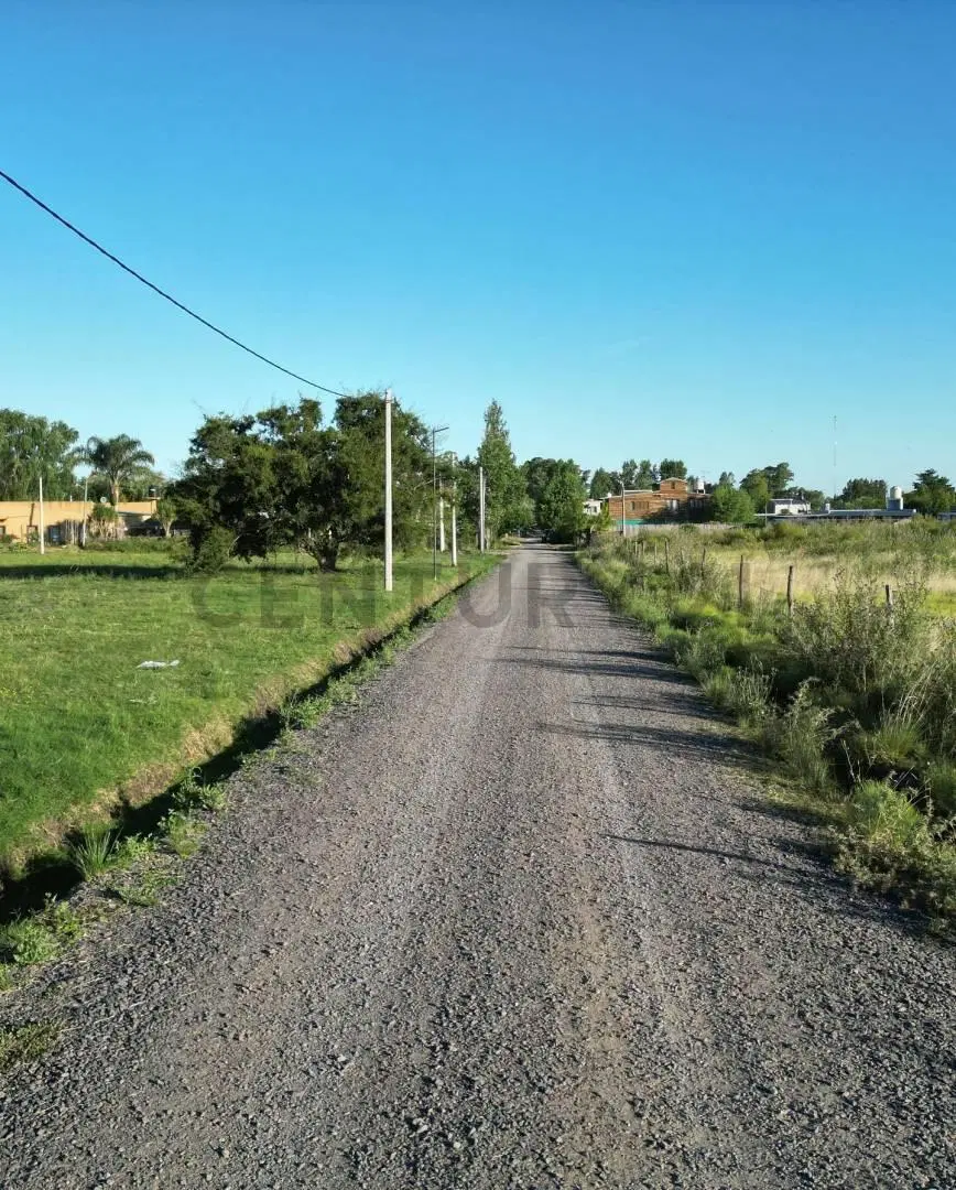 LOTE EN 14 e/ 662 y 663, SICARDI, LOS FRESNOS II 4
