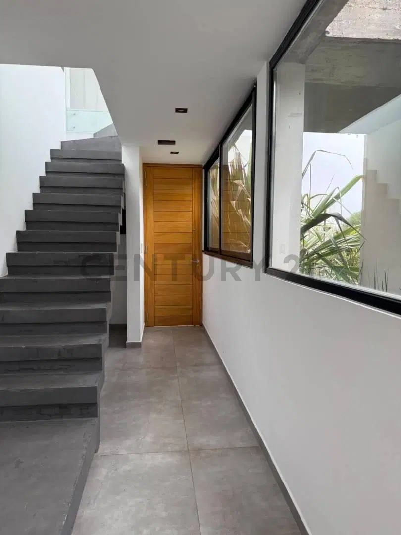 467 142 Y 148 CASA EN ALQUILER 4 DORMITORIOS GRAND BELL 2 BARRIO CERRADO PILETA 5