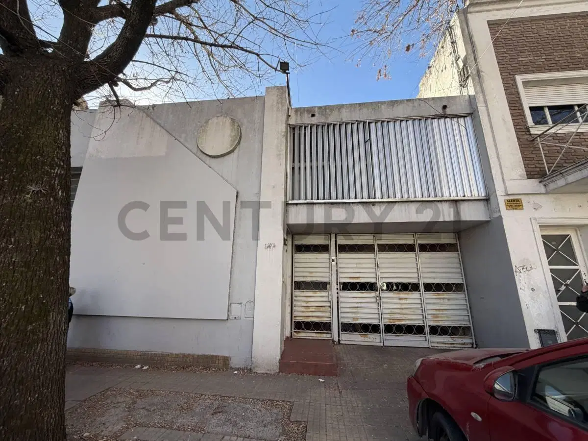 Calle 4 entre 58 y 59. Casa de 3 dormitorios + estudio en venta, La Plata. 4