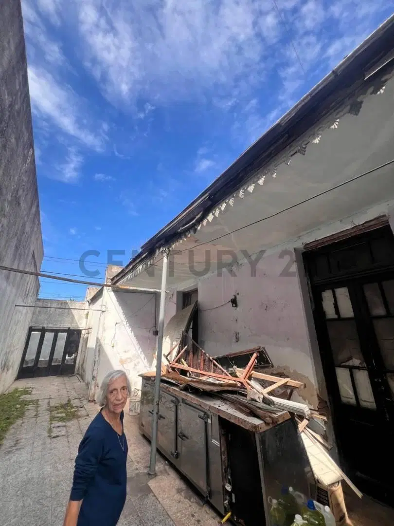 57 entre 21 y 22 CASA LOTE A RECICLAR APTO DESARROLLO CON LOCAL EN VENTA LA PLATA 8