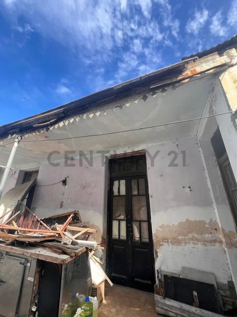 57 entre 21 y 22 CASA LOTE A RECICLAR APTO DESARROLLO CON LOCAL EN VENTA LA PLATA 2