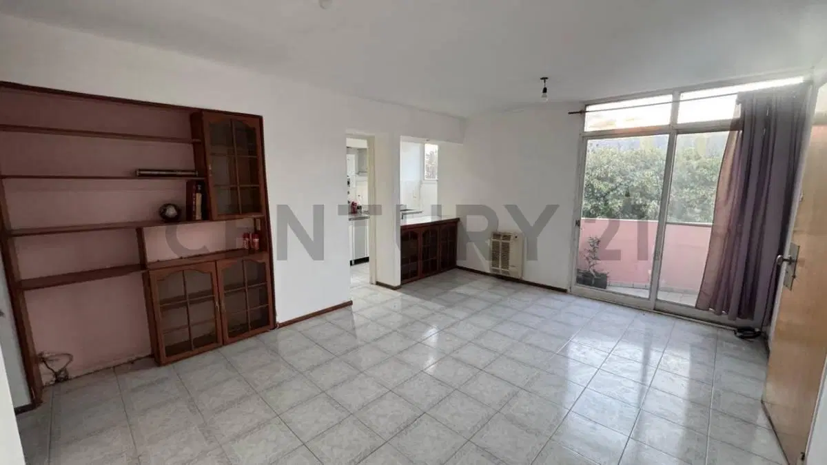 Oportunidad: Venta departamento - 2 dormitorios al frente con cochera 1