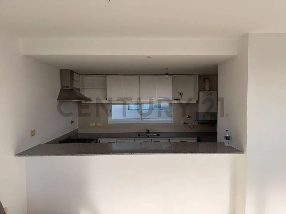 1 64 Y 65 - ALQUILER DEPARTAMENTO 1 DORMITORIO SEMIPISO - IMPECABLE ESTADO! 2
