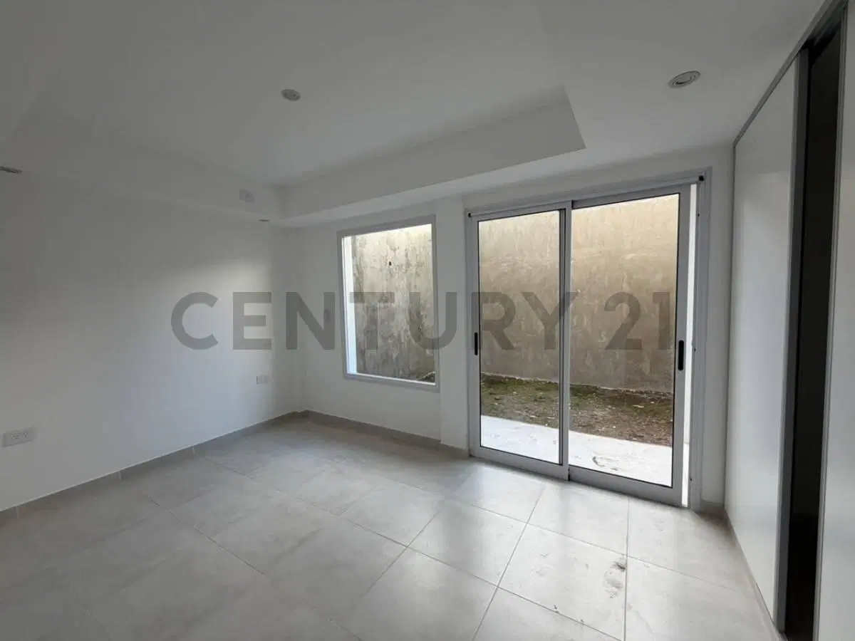 Departamento de 1 dormitorio en alquiler - 67 entre 3 y 4 2