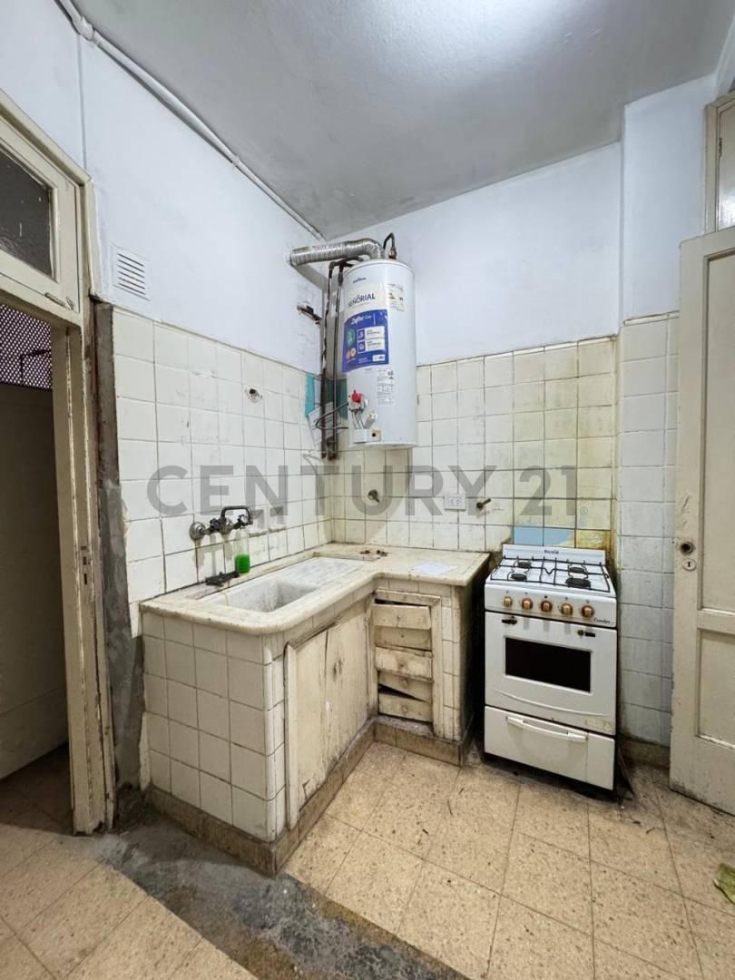 Foto de Oportunidad para reciclar en ubicación premium | 3 dormitorios | La Plata, imagen 3