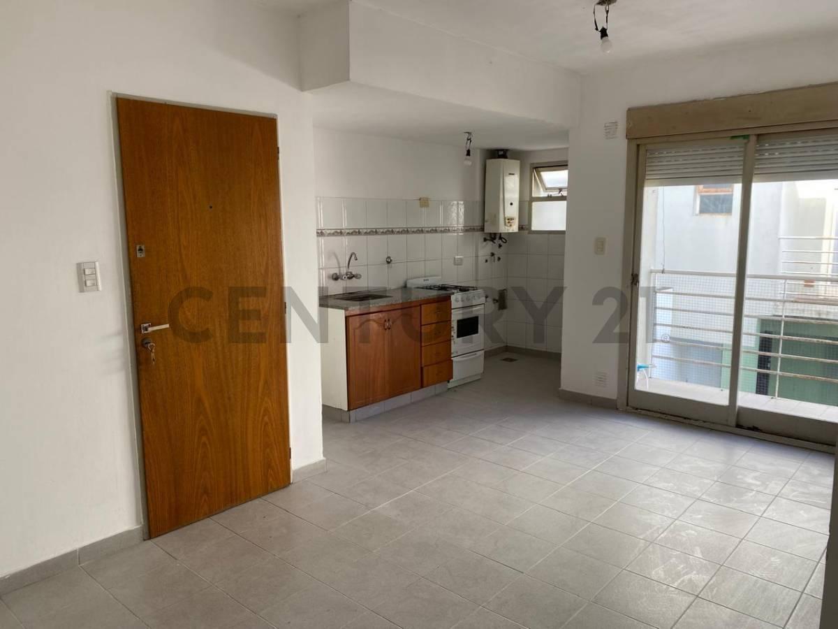 Foto de - ALQUILER DEPARTAMENTO - CALLE 22 E/ 64 Y 65 -, imagen 5