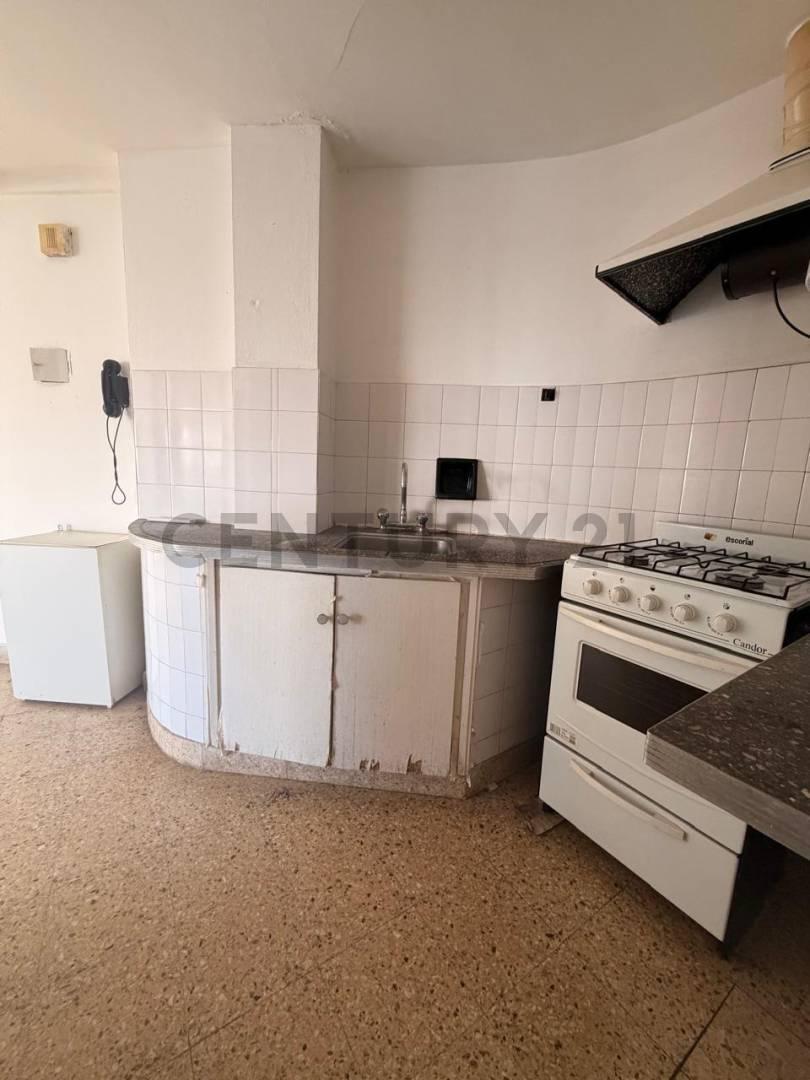 Foto de Diagonal 77 esquina 2 | DEPARTAMENTO EN VENTA LA PLATA, imagen 4
