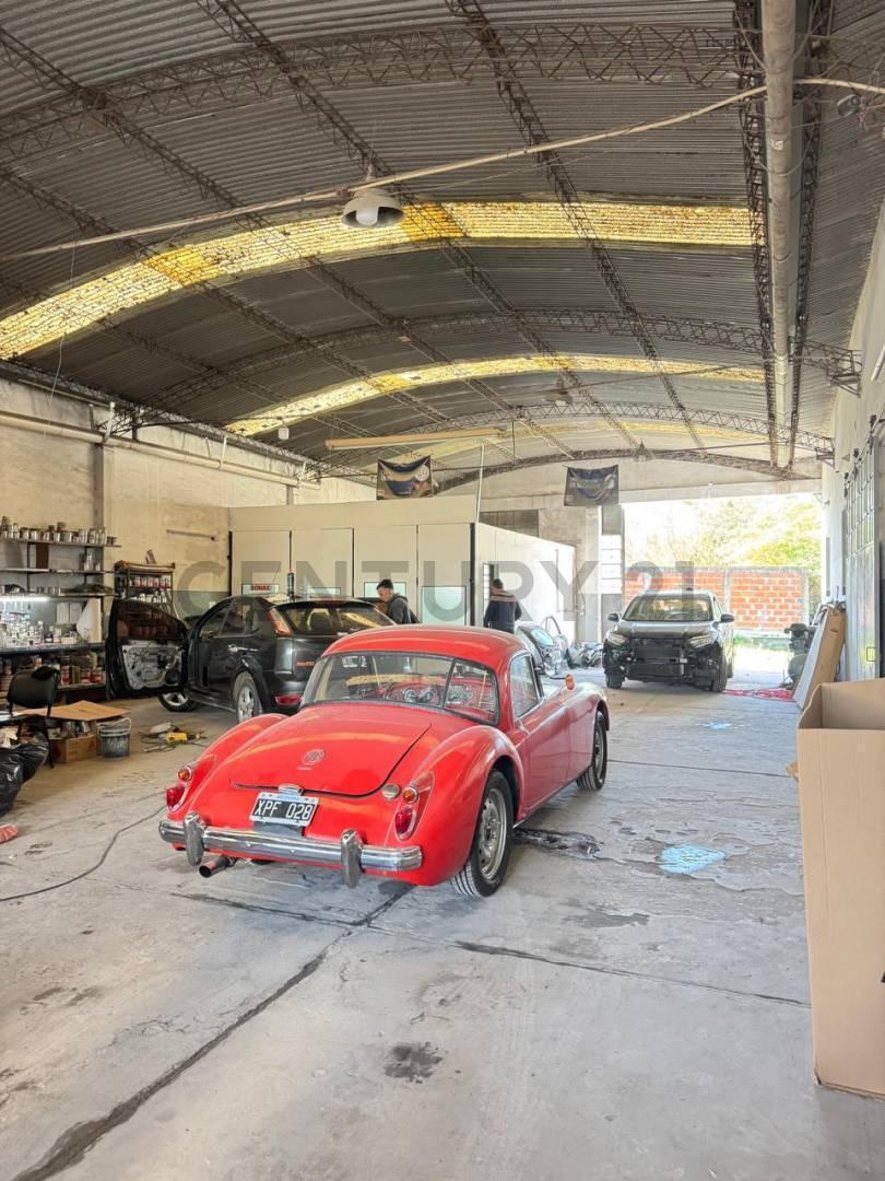 Foto de Galpón en venta sobre 2 lotes | 500 m² cubiertos | Ideal múltiples, imagen 2