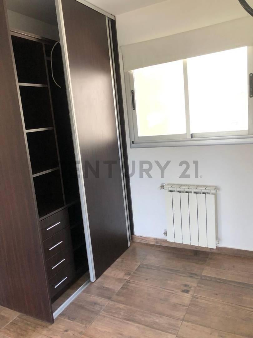 Foto de SEMIPISO EN ALQUILER 19 entre 55 Y 56, imagen 5