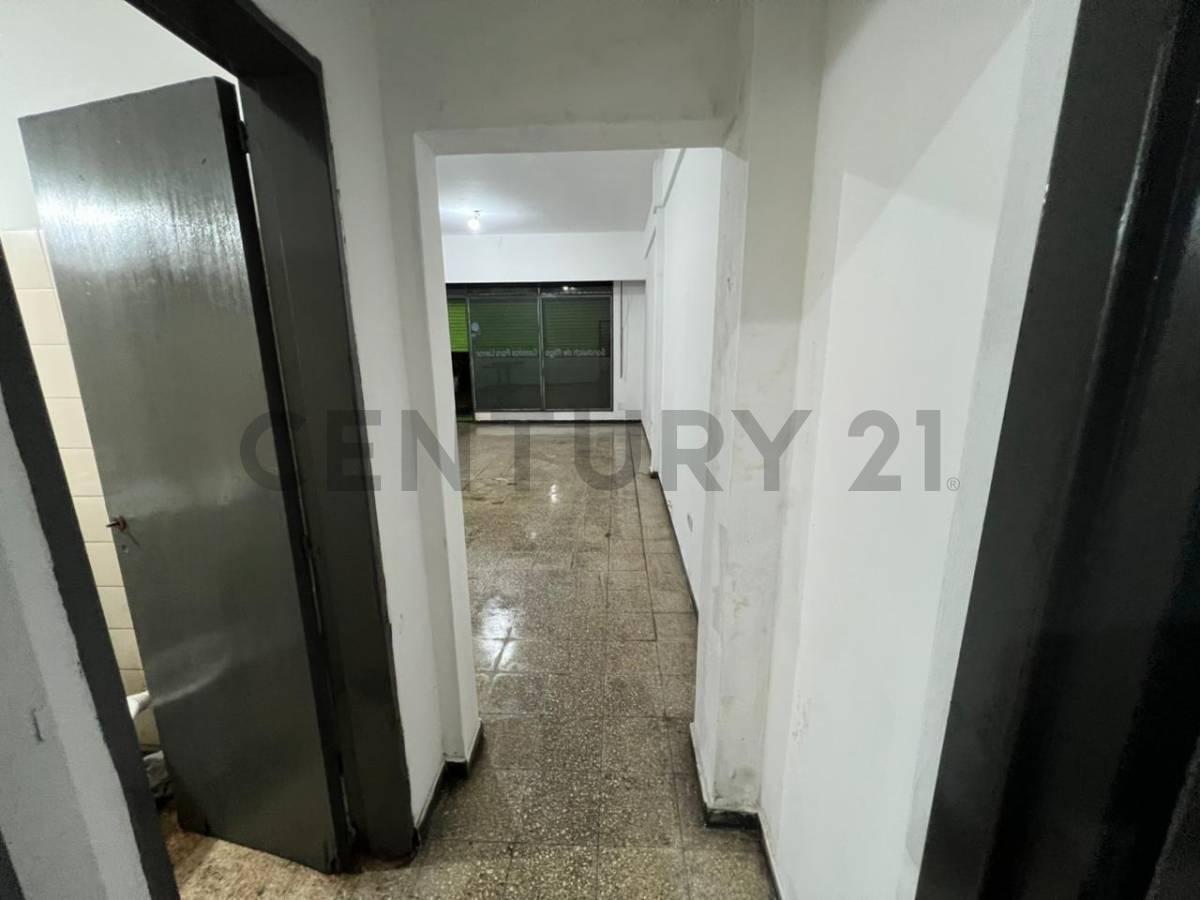 Foto de Av. Arana(419) e/ 26 y 27- Local - en Alquiler- Villa Elisa La Plata, imagen 2