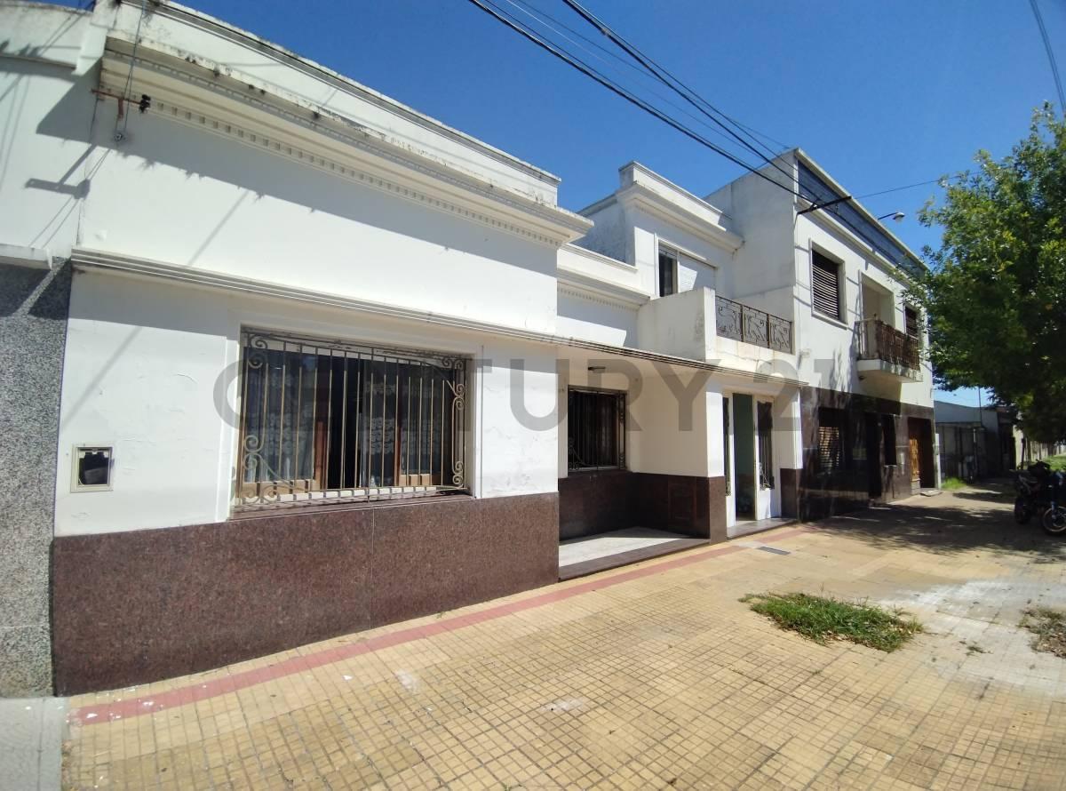 Foto de Venta de casa en La Plata de 3 dormitorios en 4 e/ 78 y 79, imagen 1