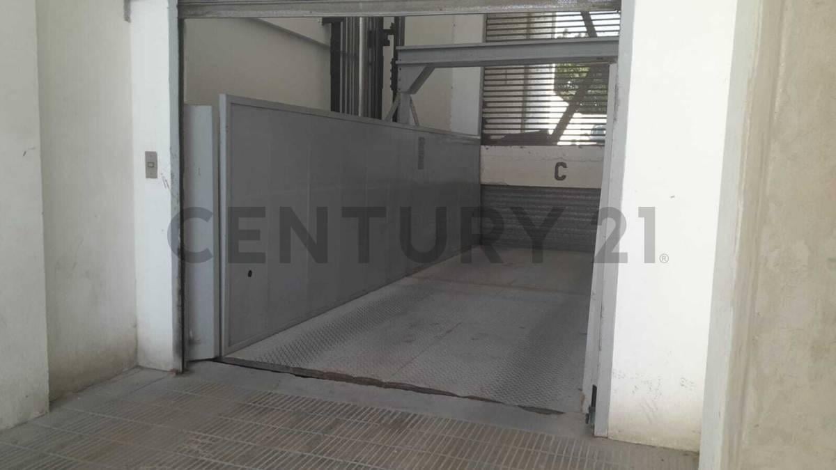 Foto de 38 entre 11 y 12 . Cochera en venta, La Plata.-, imagen 3