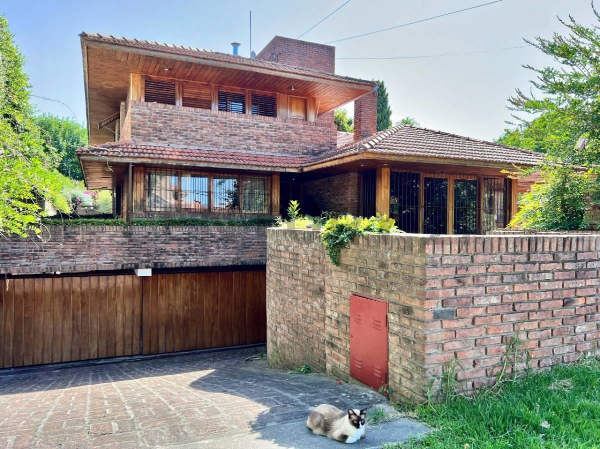 Foto de Venta de casa en Gonnet-La Plata en 18 e/ 503 y 504, imagen 3