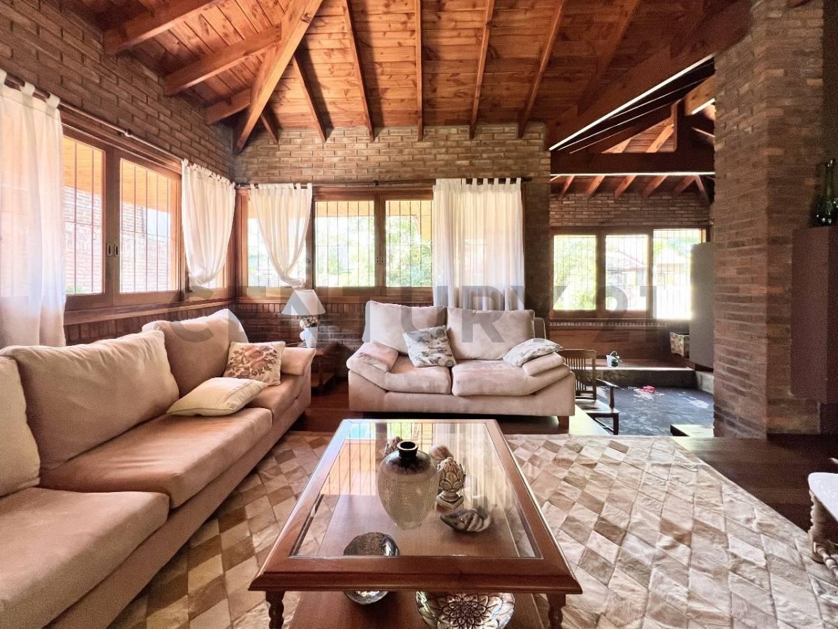 Foto de Venta de casa en Gonnet-La Plata en 18 e/ 503 y 504, imagen 5