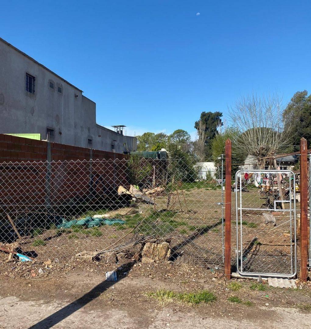 Foto de Lote en venta City Bell calle 473 entre 30 y 31, imagen 1