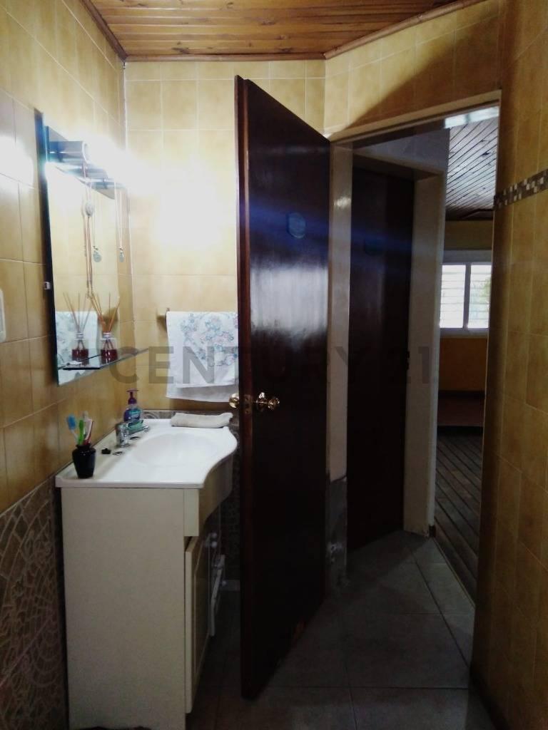 Foto de 505 entre 14 y 15 - Casa de 2 dormitorios-En venta- Gonnet, imagen 2