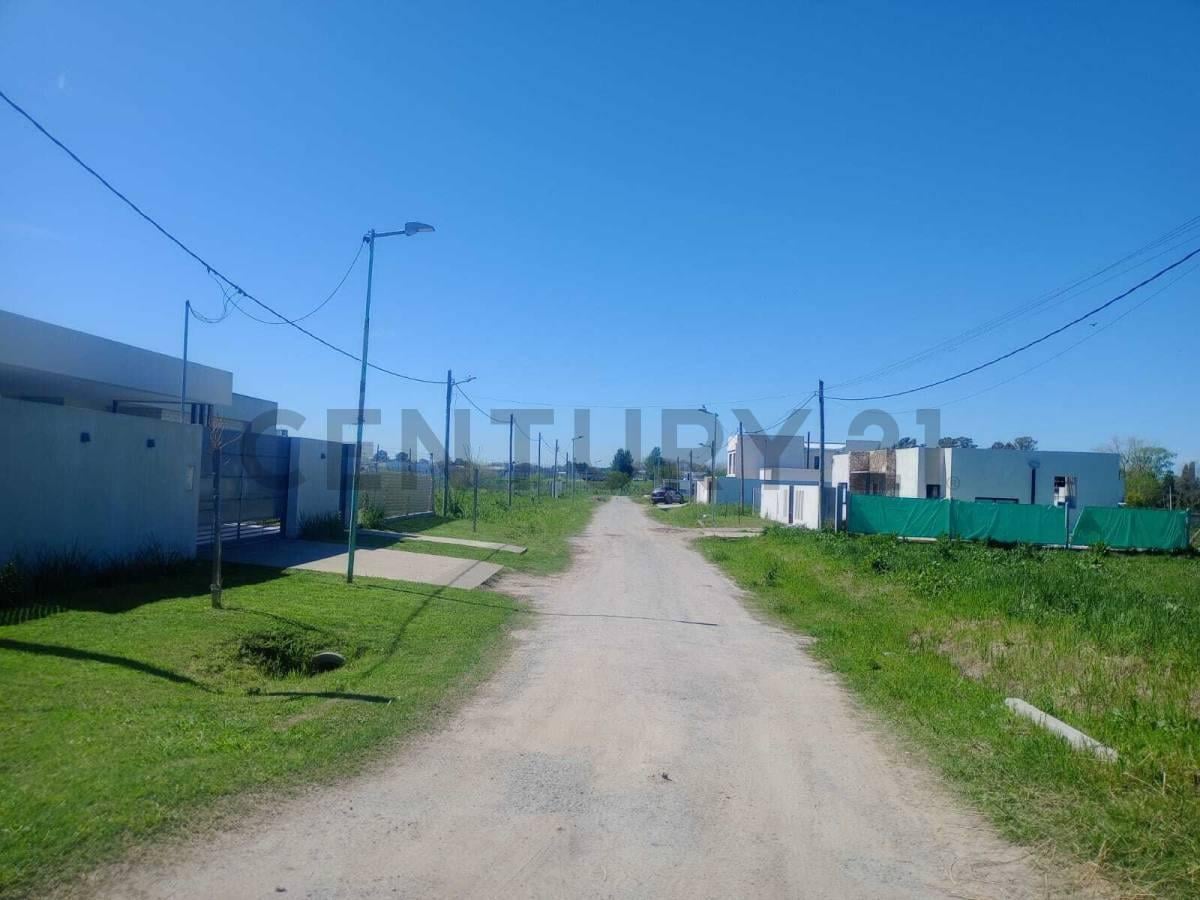 Foto de 487 y 147 - Lote de 856mts - en venta - Fincas Gorina- La Plata, imagen 1