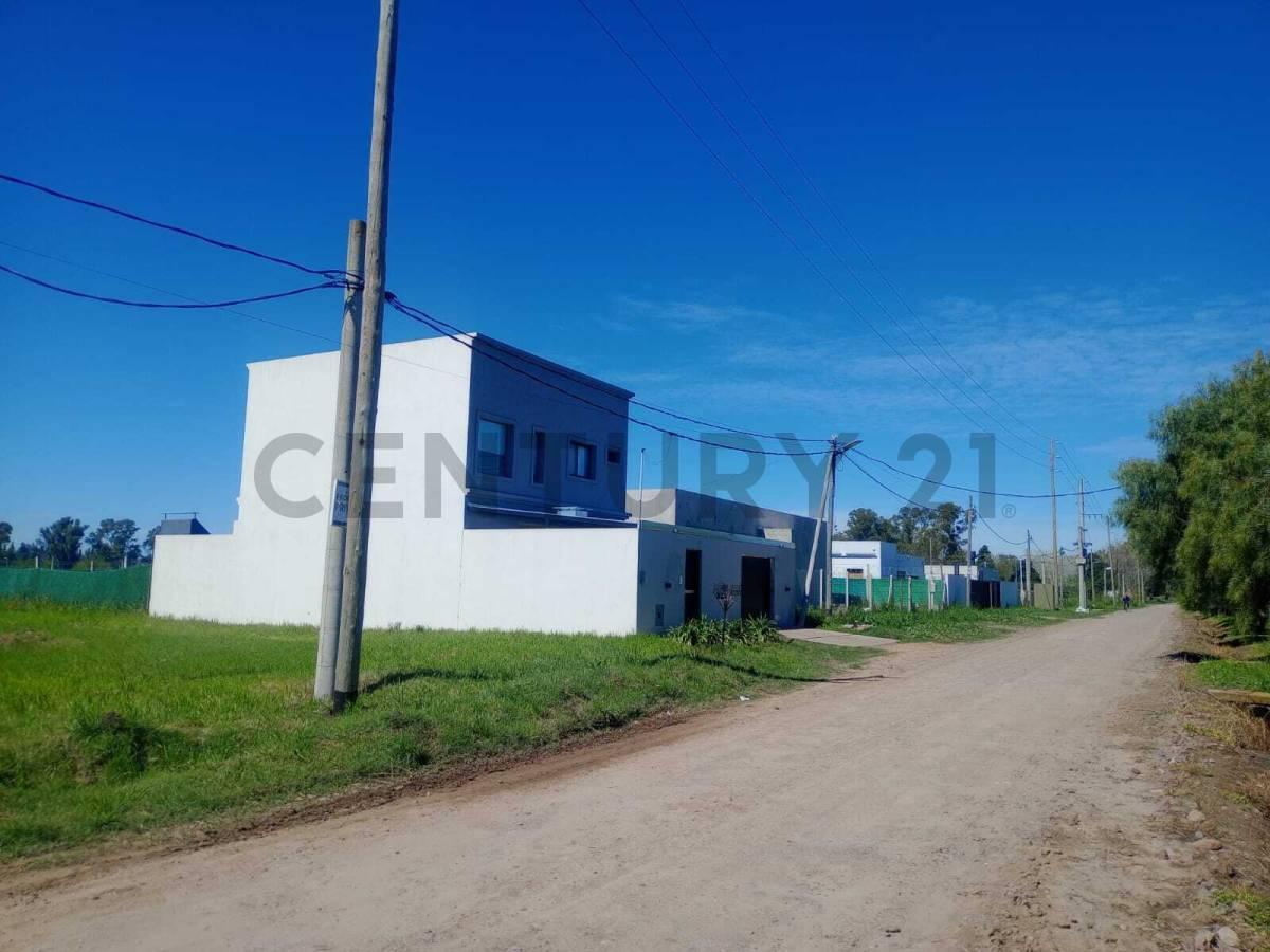 Foto de 487 y 147 - Lote de 856mts - en venta - Fincas Gorina- La Plata, imagen 2