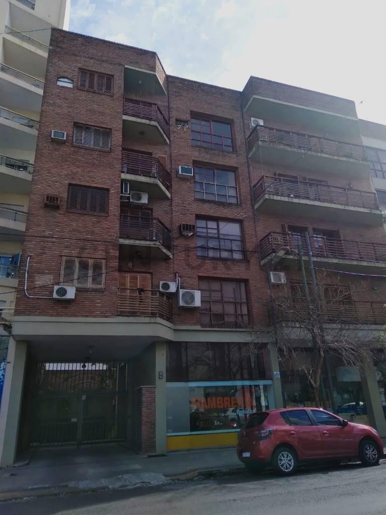 Foto de 11 y 45- Cochera cubierta en venta- La Plata, imagen 3