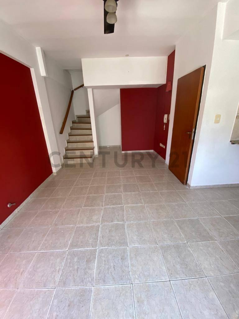 Foto de DEPARTAMENTO EN VENTA EN LA PLATA CON COCHERA, imagen 1
