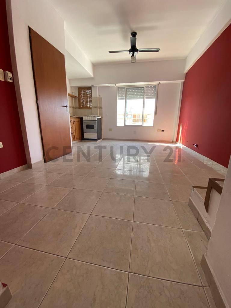 Foto de DEPARTAMENTO EN VENTA EN LA PLATA CON COCHERA, imagen 3