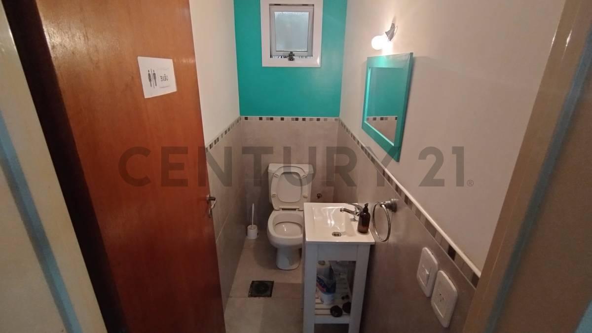 Foto de Venta de galpón con oficinas en La Plata, imagen 3