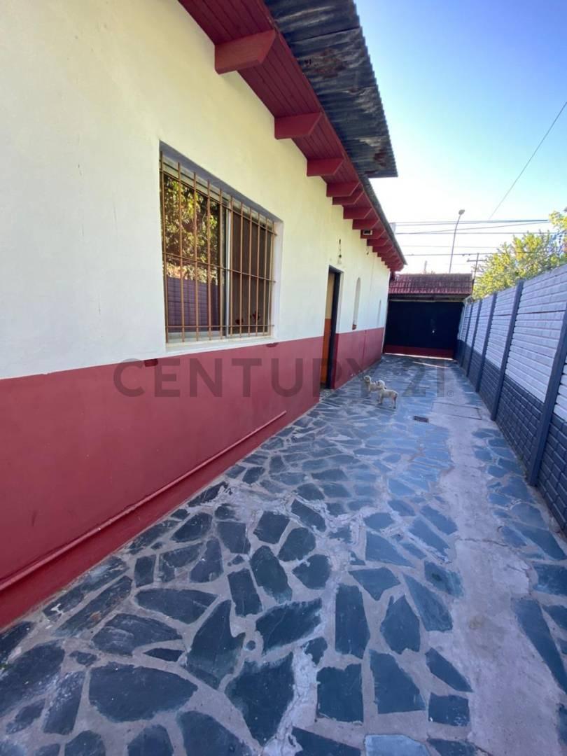 Foto de Venta 2 CASAS 522 e/ 117 y 118 - 10x40, imagen 2