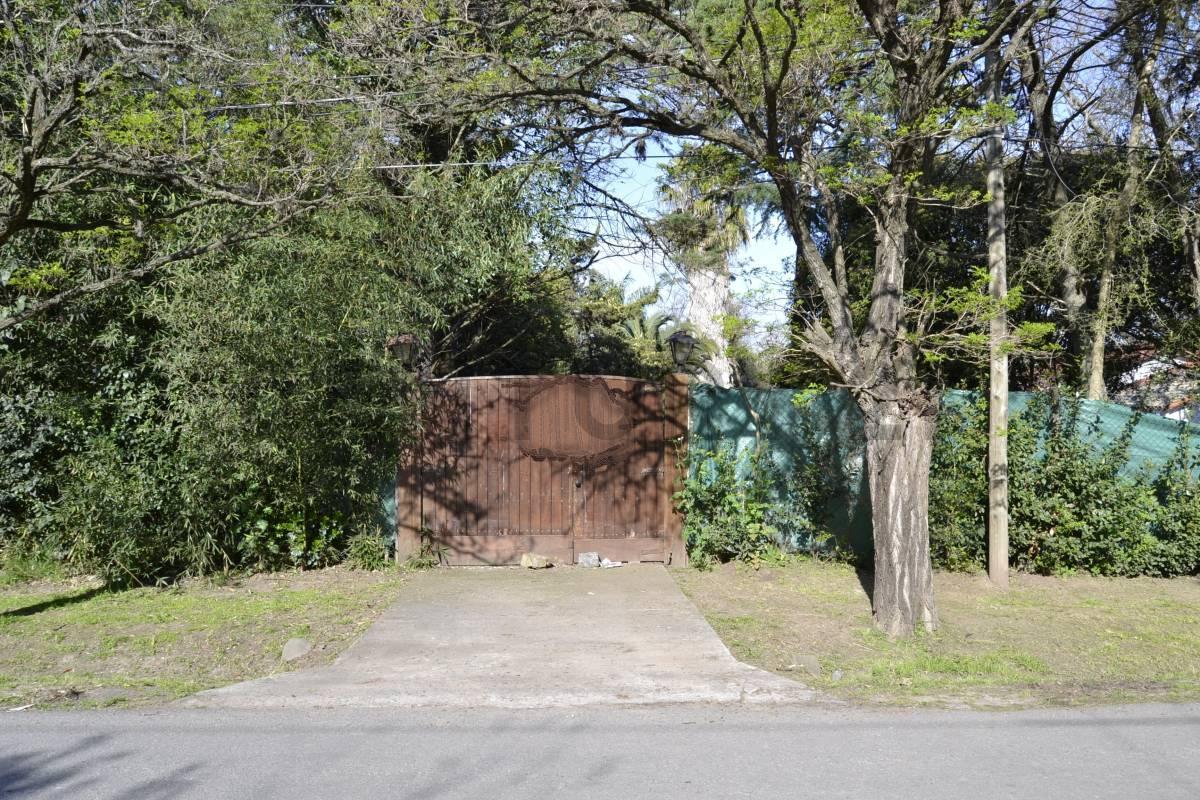 Foto de Venta Importante Terreno en 477 y 26 - City Bell, imagen 2