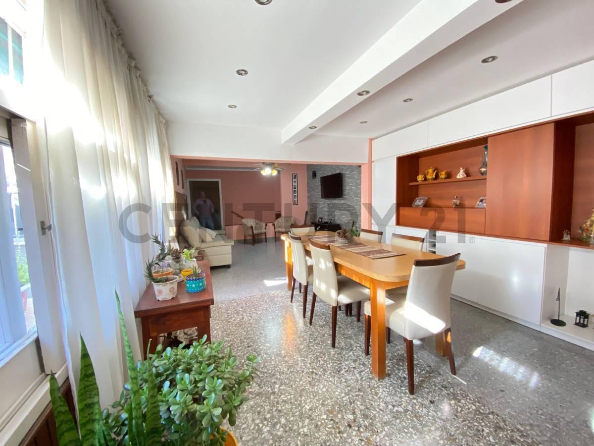 Foto de 116 entre 66 y 67. Casa en Venta en PH Plata Alta, imagen 2