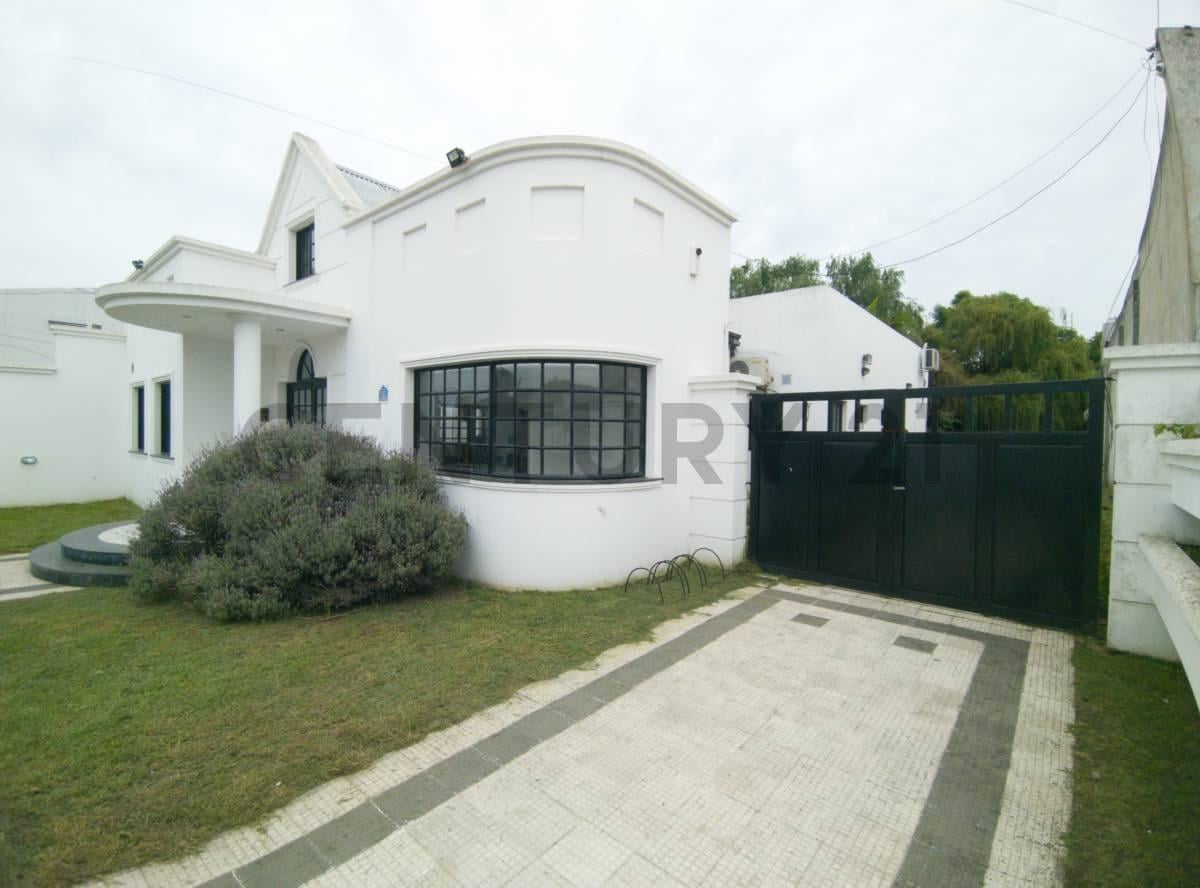 Foto de Venta de clínica en La Plata, imagen 1