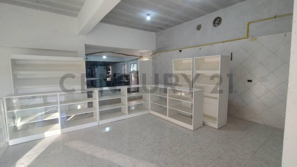 Foto de Local en venta con panadería, fondo de comercio y departamentos en, imagen 1