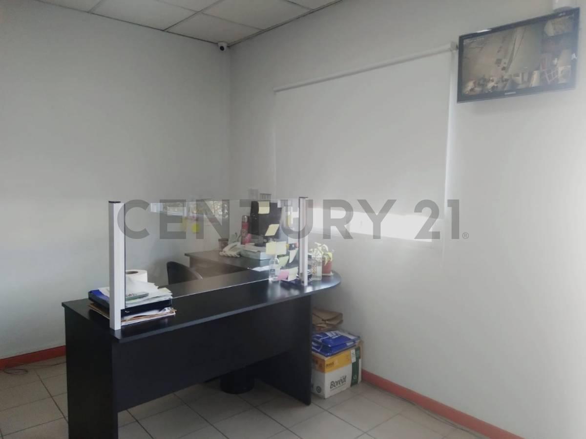 Foto de Av7 entre 521 y 522 n 1033 - Oficina en venta- Tolosa La Pla, imagen 2