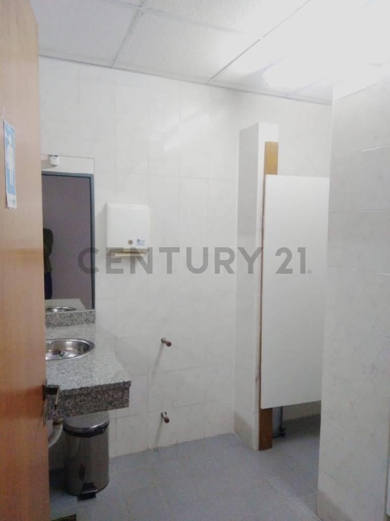 Foto de Av7 entre 521 y 522 n 1033 - Oficina en venta- Tolosa La Pla, imagen 5