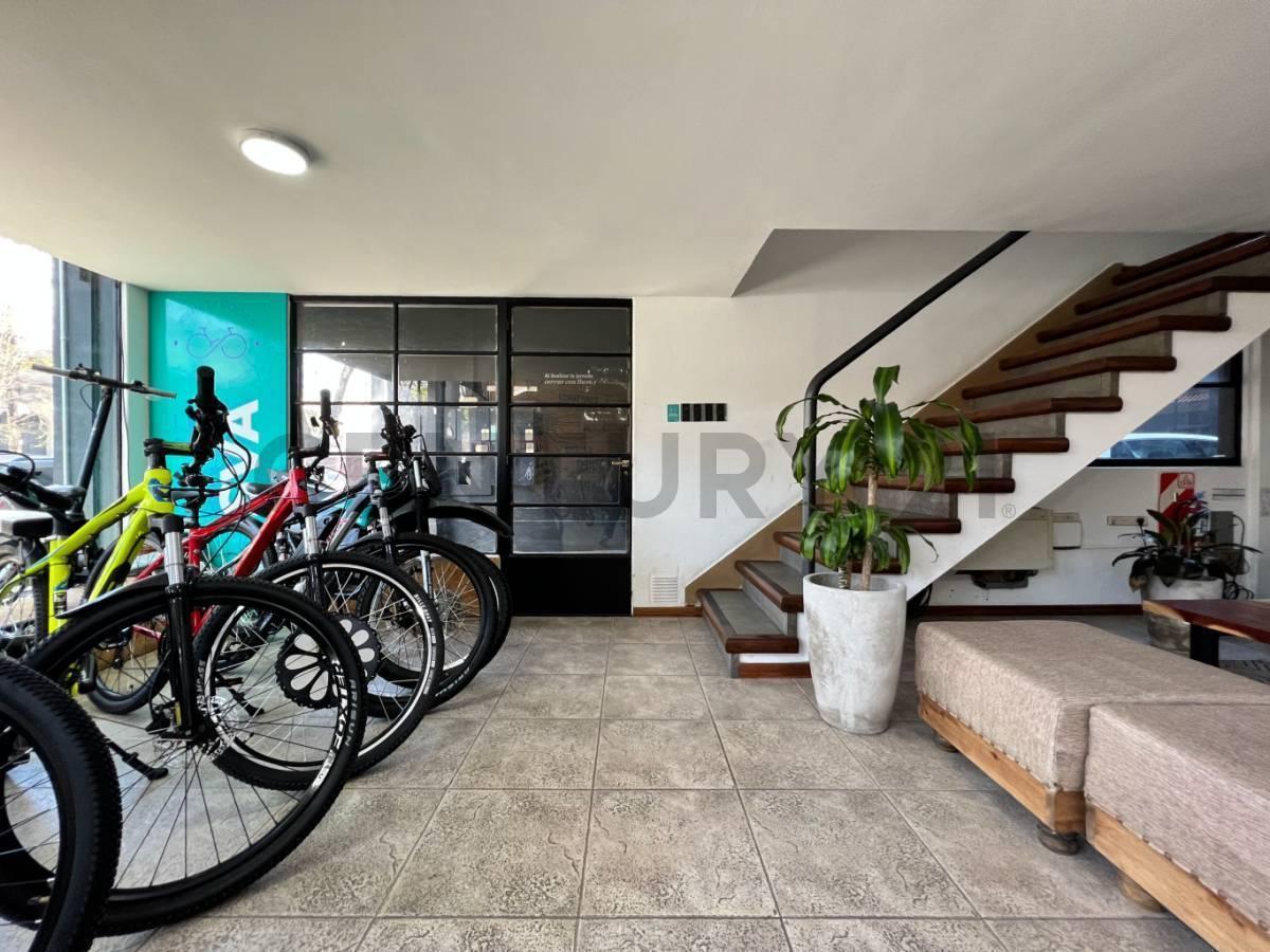 Foto de Local en venta LA PLATA calle 40 entre 6 y 7. 900m, imagen 4