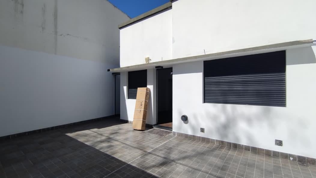 Foto de Casa en alquiler en La Plata, imagen 2