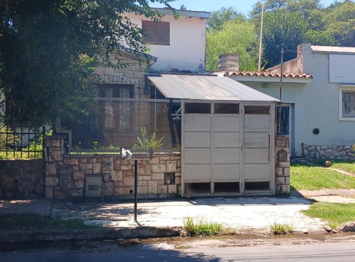 Se vende casa 2 dor en Saldan 2