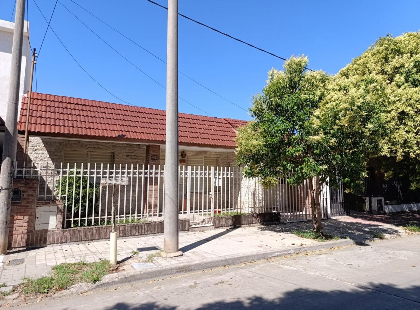 Casa en Res.America