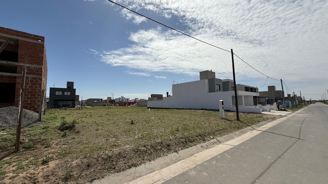 Foto de Terreno en venta apto duplex 360 m2 fondo norte, imagen 3