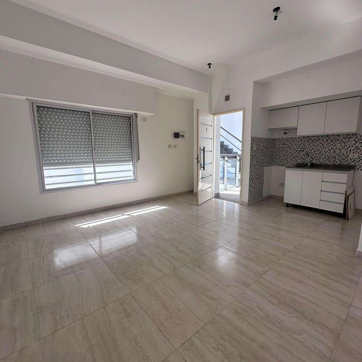 Foto de DEPARTAMENTO 2 AMBIENTES A ESTRENAR EN VILLA LUZURIAGA., imagen 4