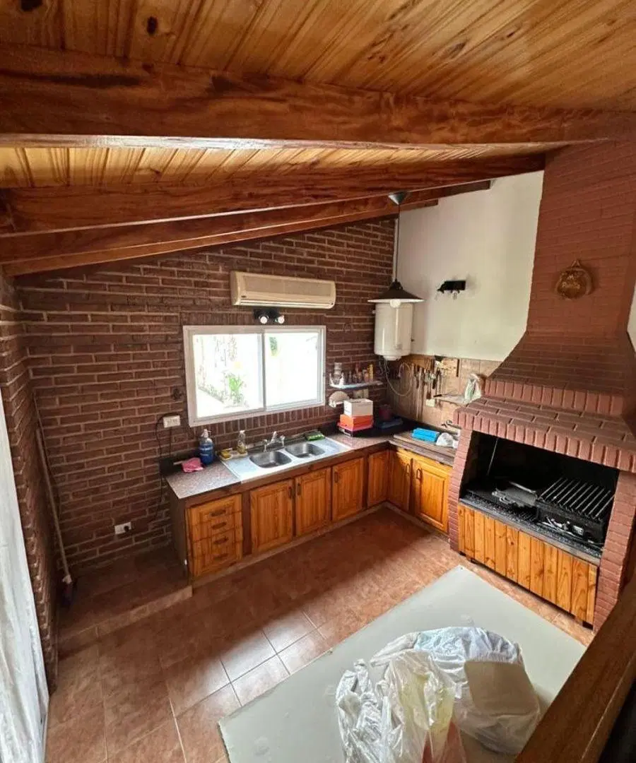 Venta de Casa 4 Ambientes en Villa Luzuriaga, La Matanza. 2
