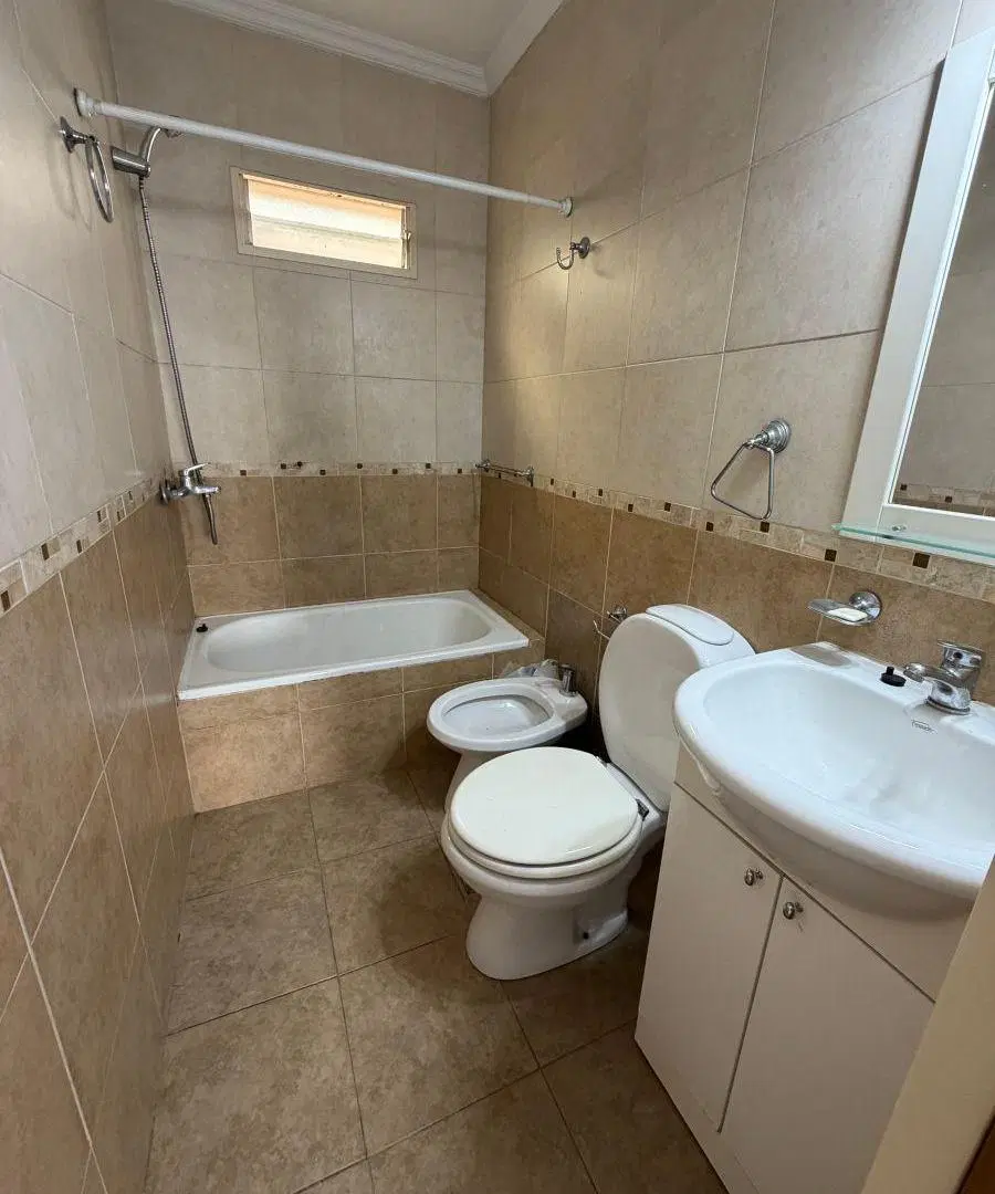 Alquiler Dúplex 3 Amb c/ Cochera - Villa
Luzuriaga - Luminoso +
Patio 2
