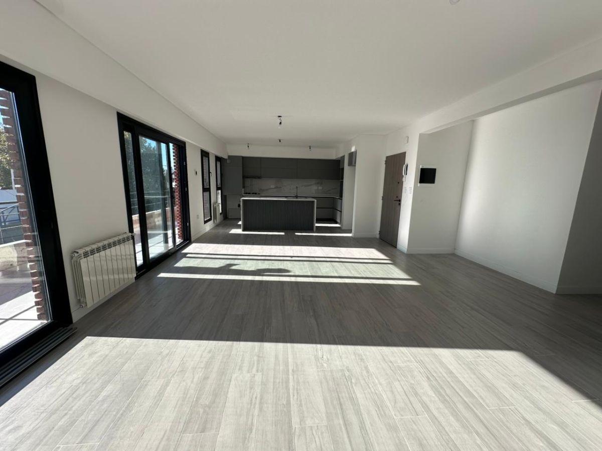 Foto de ALQUILER | Penthouse 4 Amb 185m² A Estrenar con SUM Privado -, imagen 2