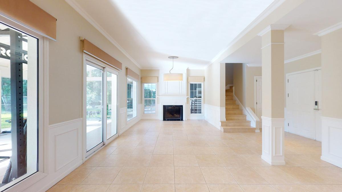 Casa en venta en Abril Club De Campo, con pileta, 4 dormitorios y quincho